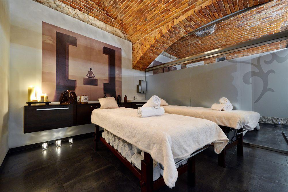 Queen Boutique Hotel Cracovia Exterior foto